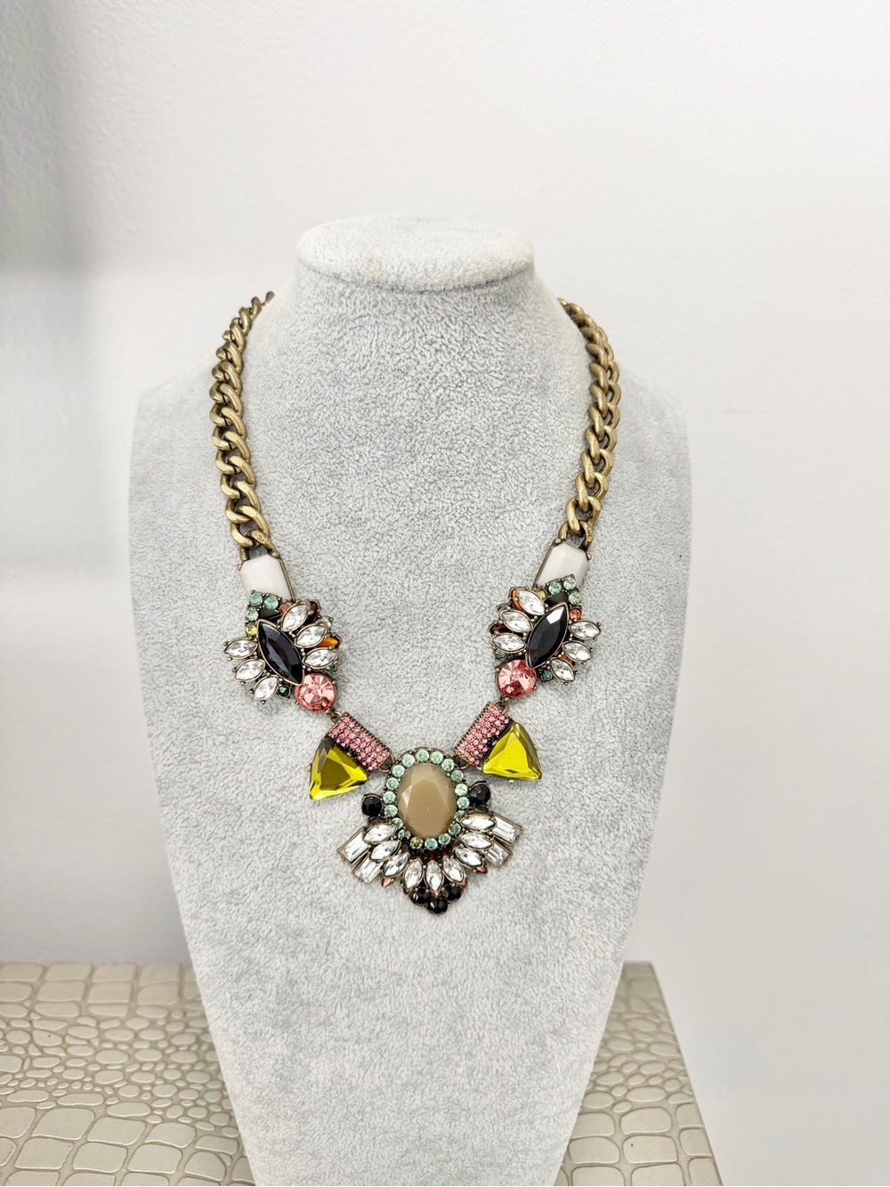 Statement Multicolor Crystal Bib Necklace With Chunky Gold Tone Chain Y2K